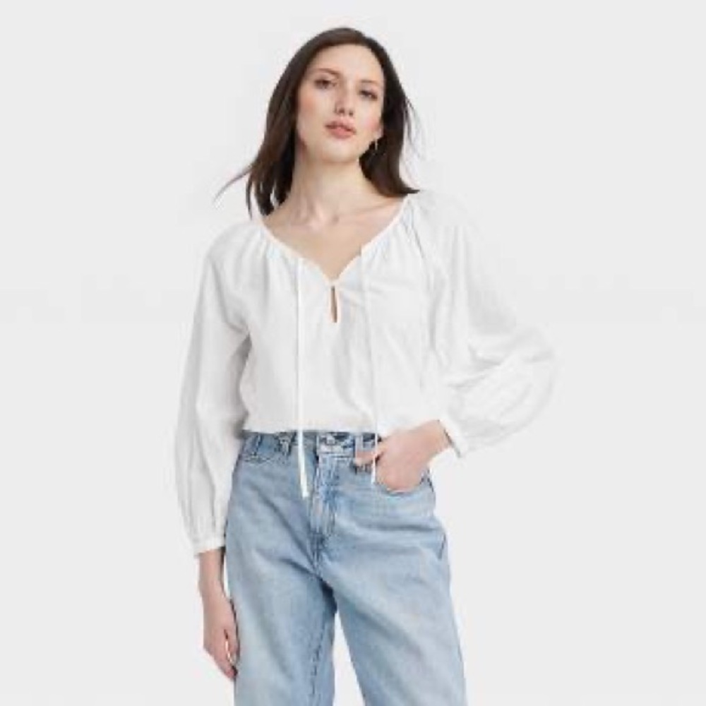 • Embroidered White Linen Shirt •